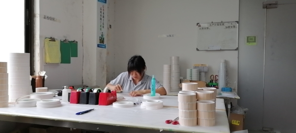 波通好条码标签打印机工厂包装区